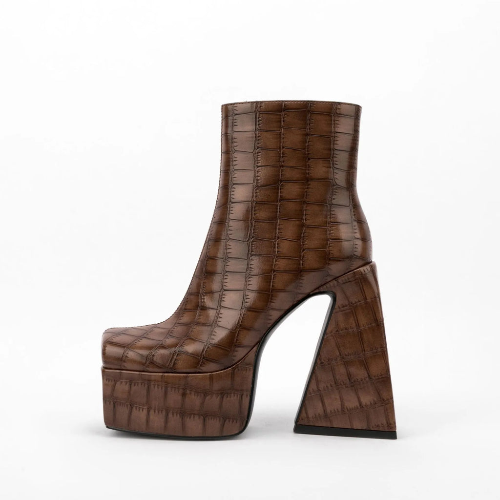 Women's ankle boots with high heels in artificial PU leather available in five solid colours