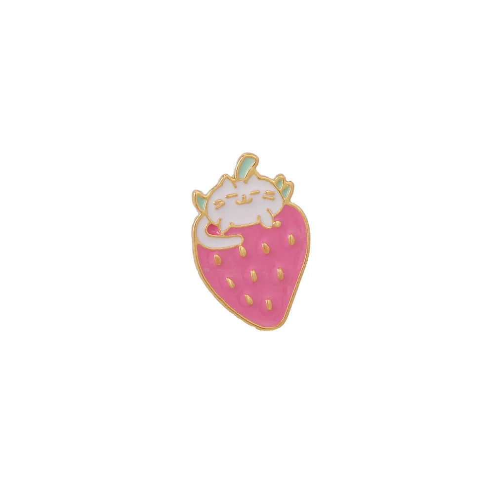 Cute cat strawberry metal brooch with dripping oil design in alloy construction