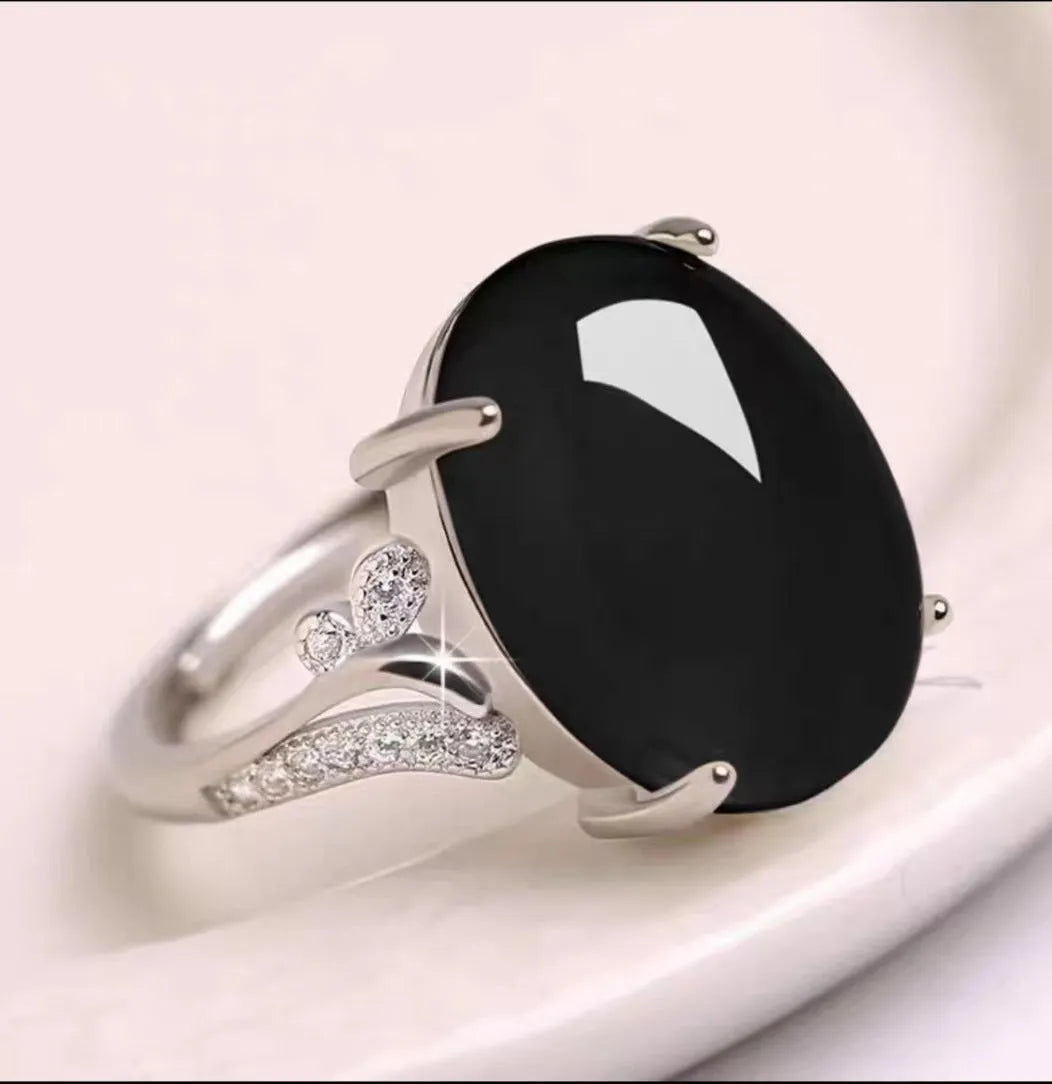 Adjustable alloy natural sapphire ring with geometric ethnic design in five colour options