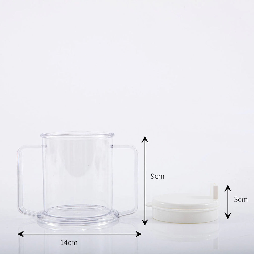 Transparent plastic drinking cup with spill-proof lid on a plain background.