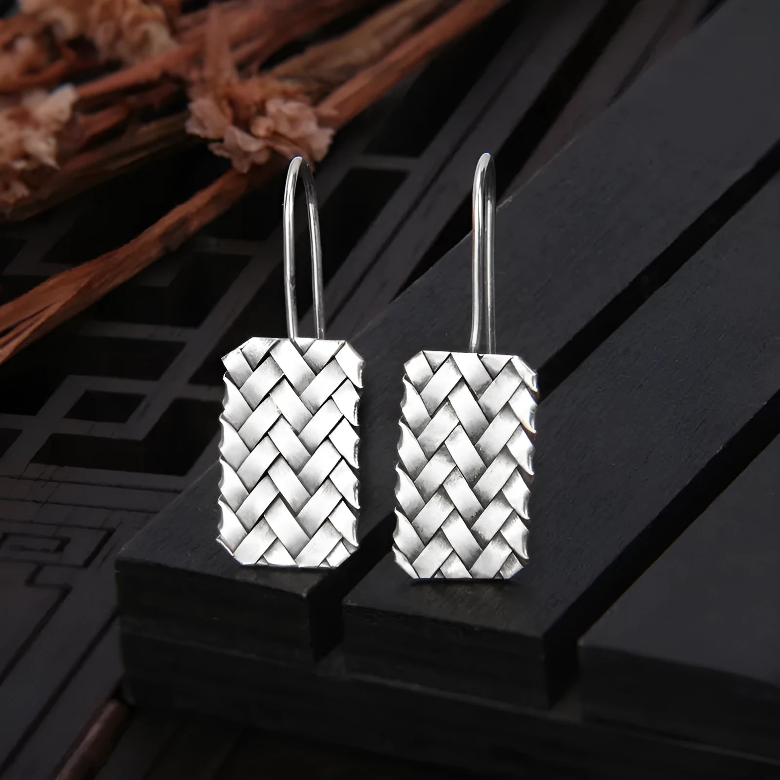 Women's silver geometric diamond plaid earrings made from 925 sterling silver