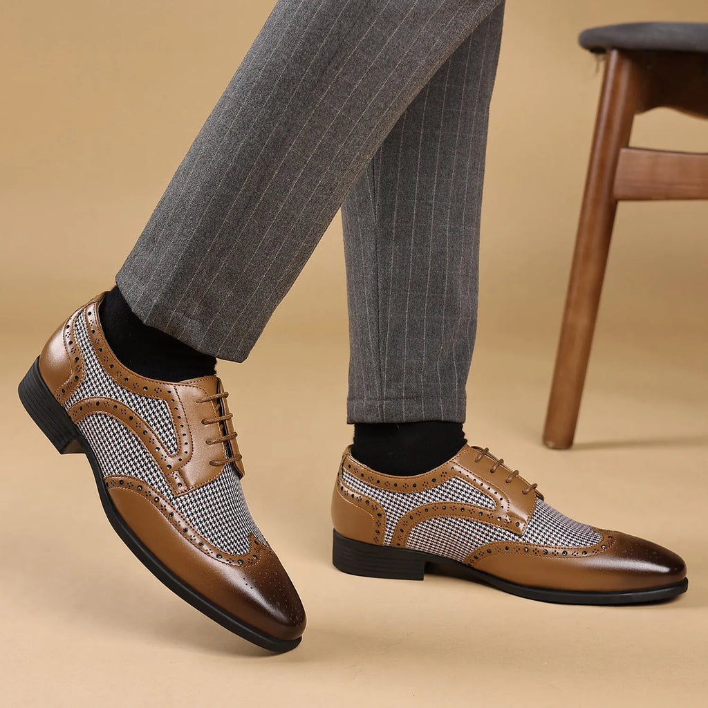 Men's black houndstooth plaid casual shoes with lace-up front and rubber sole on a white background.