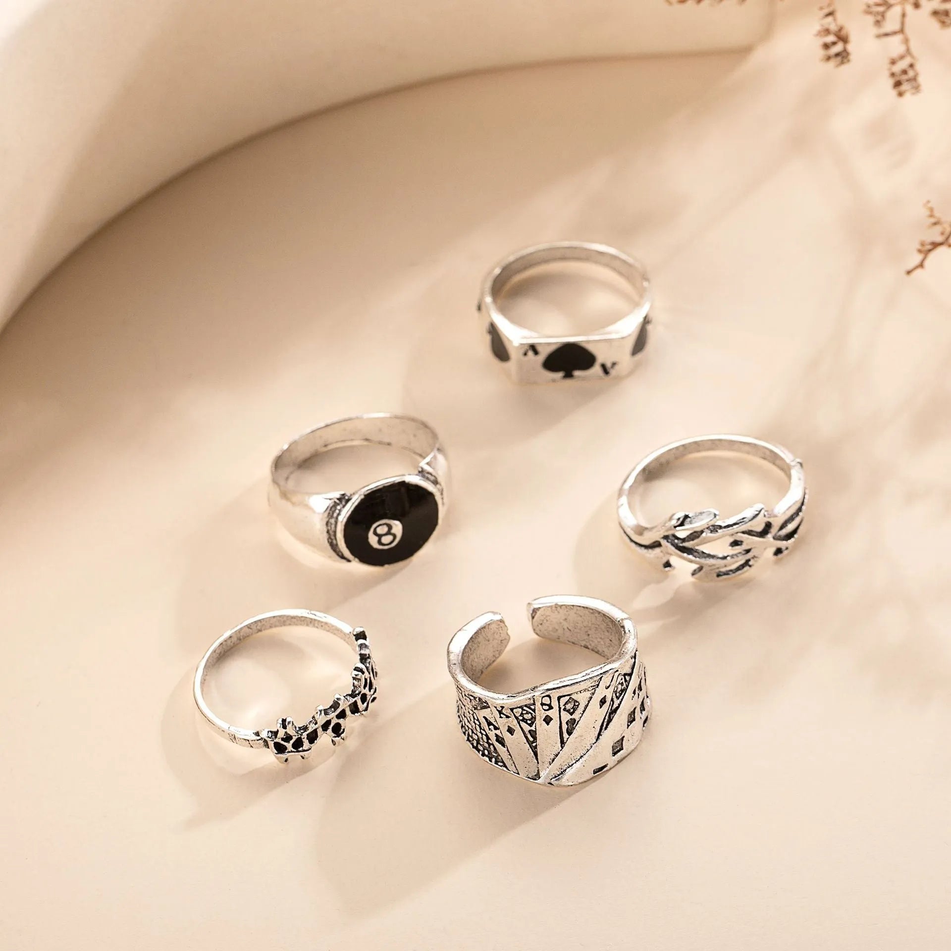 Black alloy ring with retro spade card poker design