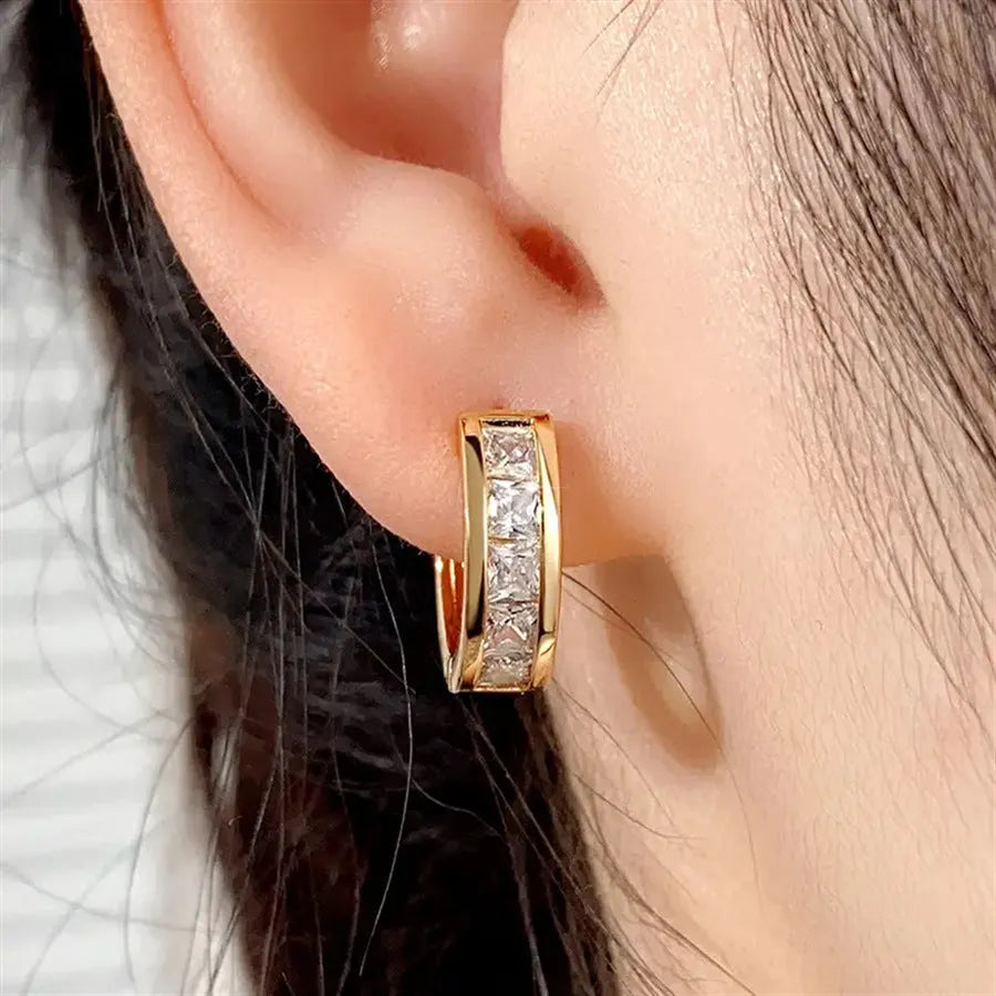 Women's geometric quadrilateral copper earrings in gold and silver finishes