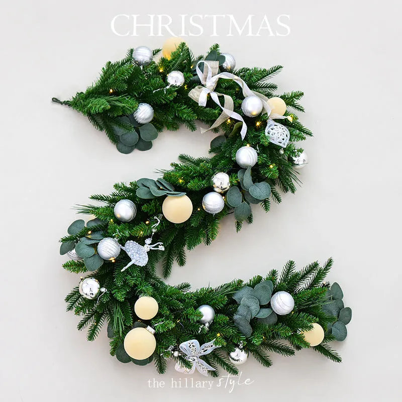 1.8m green and white PE leaf Christmas garland with lights in European style