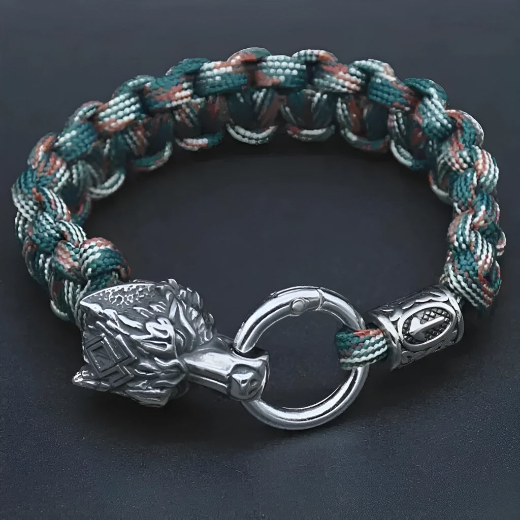 Stainless steel wolf head bracelet with engraved Luen character in camouflage colour
