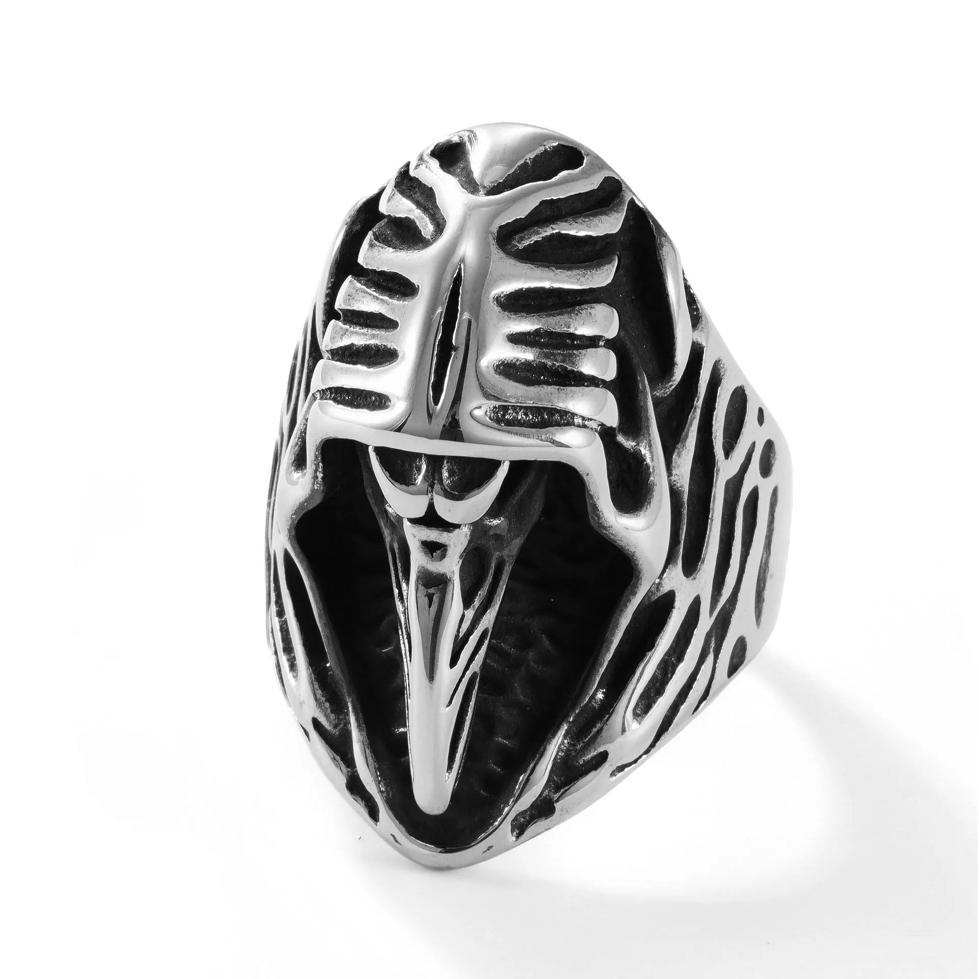 Crow design stainless steel ring in geometric shape, colour MR166, on a grey background.