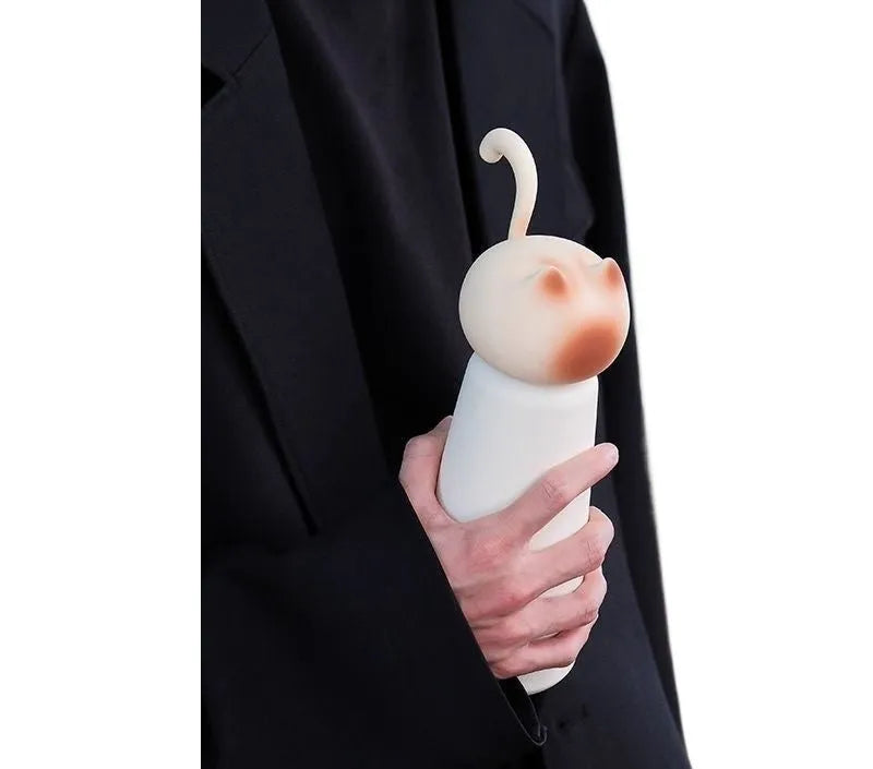 Beige cat-shaped portable thermos cup with 316 stainless steel liner and insulation for 0-6 hours