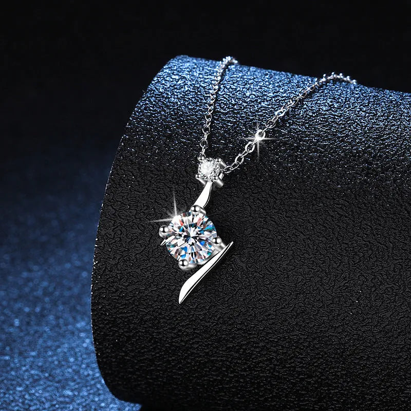 S925 sterling silver clavicle necklace with geometric lightning pendant and 1 carat moissanite or high carbon stone