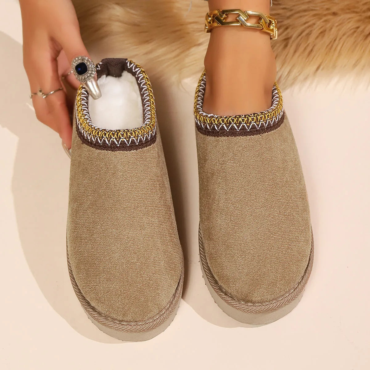 Women's warm plush indoor slippers with cashmere upper, EVA non-slip sole, 3cm flat heel, round toe, sizes 36-41