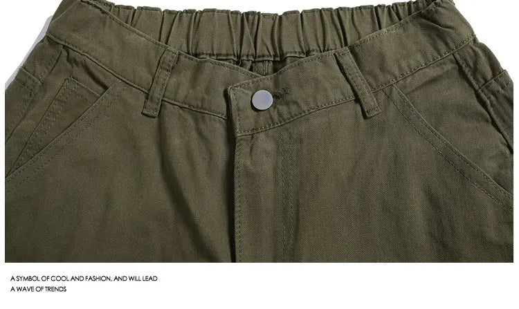 Women's cropped wide-leg shorts in apricot colour with workwear styling and micro-elastic fabric