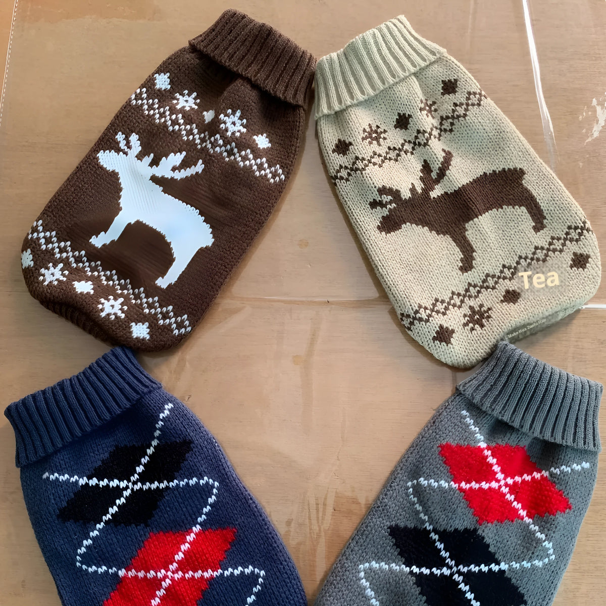 Warm dog sweater autumn winter pet clothes in gray diamond colour, acrylic knit for small to medium dogs