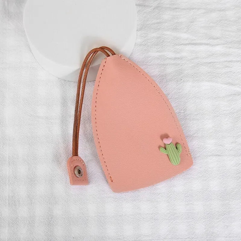 Cartoon pull-out key case protector in PU leather with elastic strap for car keys