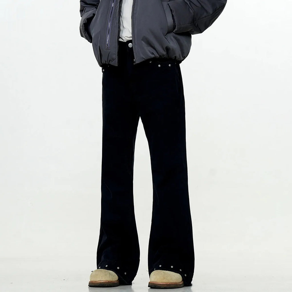 American retro straight-leg skinny jeans in cotton with horn-style leg opening and zipper fly