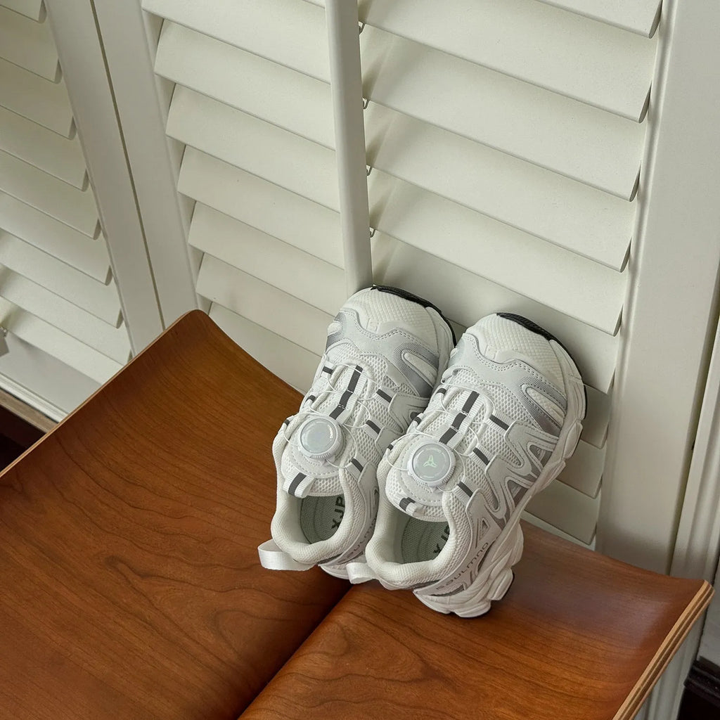Girls' lightweight casual shoes in PU leather mesh available in black, beige, and pink colours