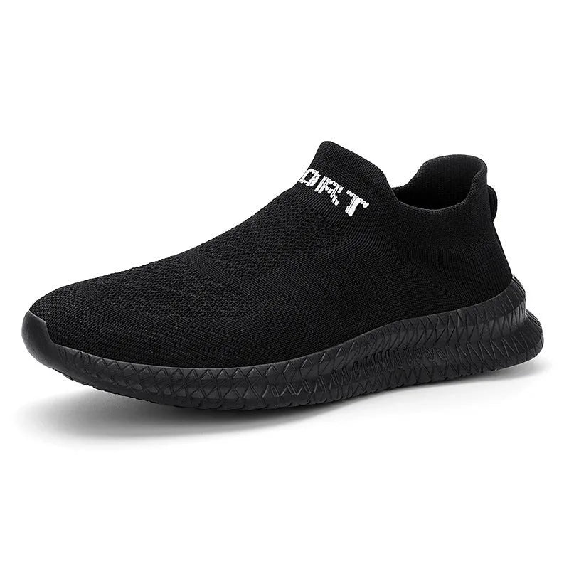 Men's low-top Flyknit training shoe in blue colour with flat rubber sole.