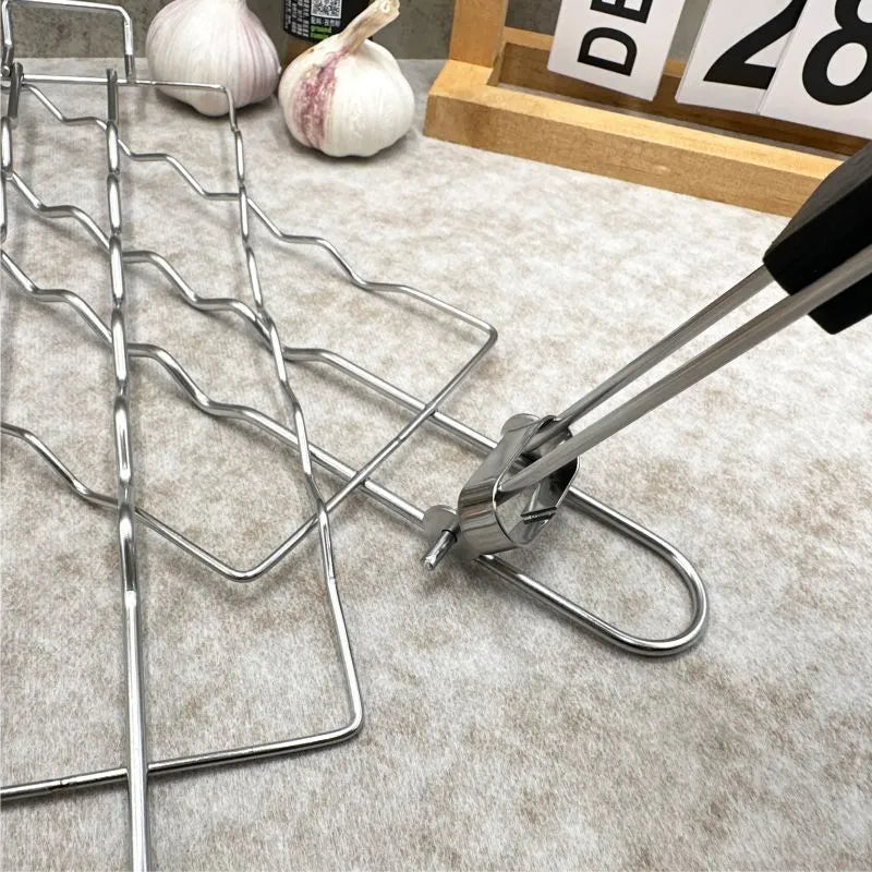 Stainless steel removable folding square barbecue grill net with black or primary colour handle for outdoor cooking