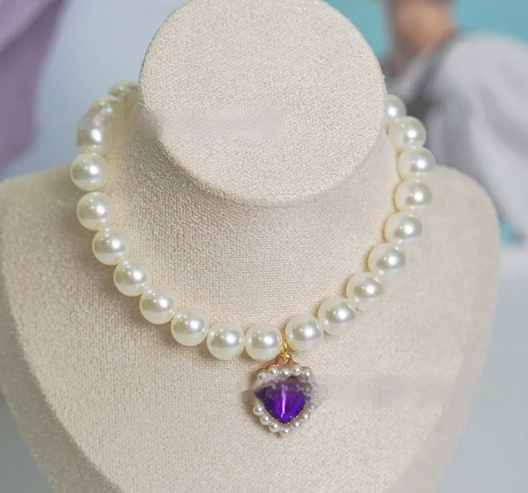 Decorative plastic alloy resin cat collar with pearl necklace design and love gem charm in selected colour