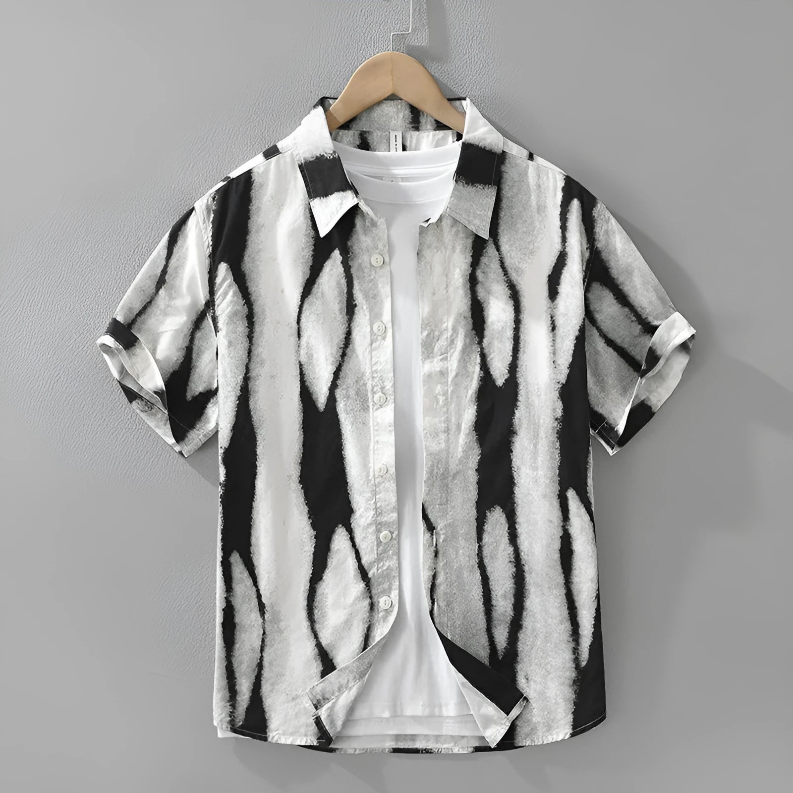 Retro black and brown striped short sleeve cotton shirt with a loose, cardigan-style fit.