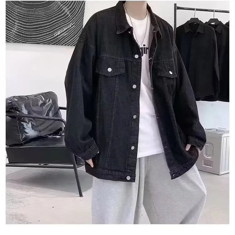 Loose-fitting denim jacket in dark blue, light blue, or black with long sleeves and straight hem, sizes M-3XL