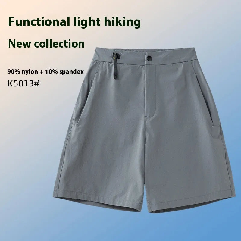 Men's khaki sports shorts with 3D cut and four-way stretch fabric for running and climbing.