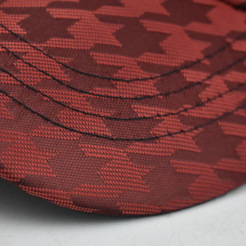 Houndstooth baseball cap in woolen plaid, size M 56-58cm, available in red, grey, or black for men and women