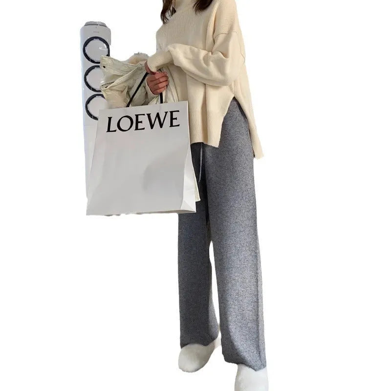 Women's thick knitted wide-leg trousers in high waist straight leg style for winter wear