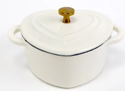Heart-shaped cast iron enamel soup pot in Milk White colour, 11cm diameter, with lid