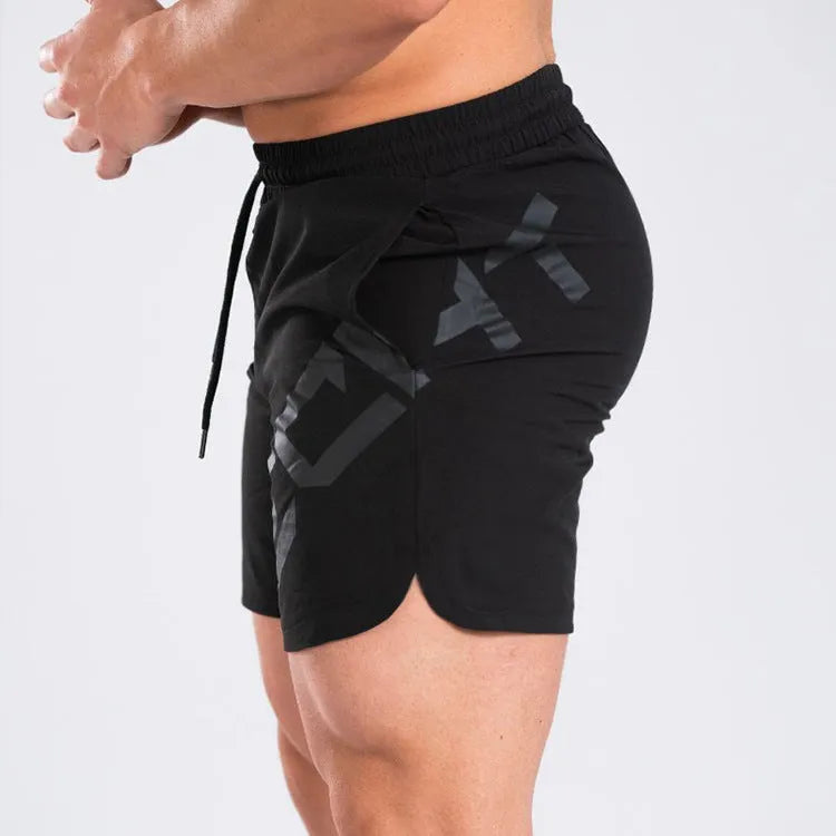 Men's elastic thin training running shorts in knee-length design with quick-drying fabric