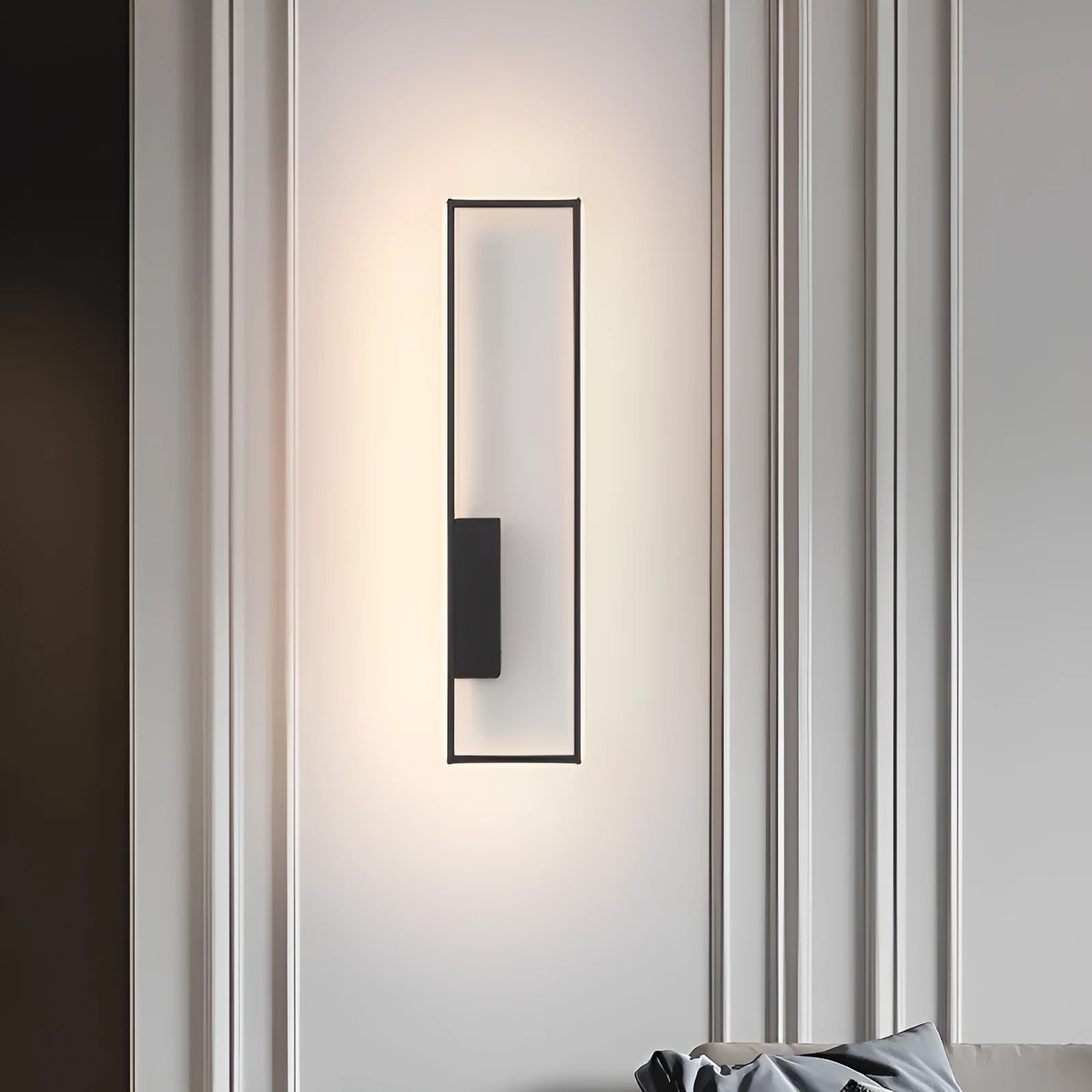 LED Nordic minimalist wall lamp in black finish with single head, small size for bedroom use