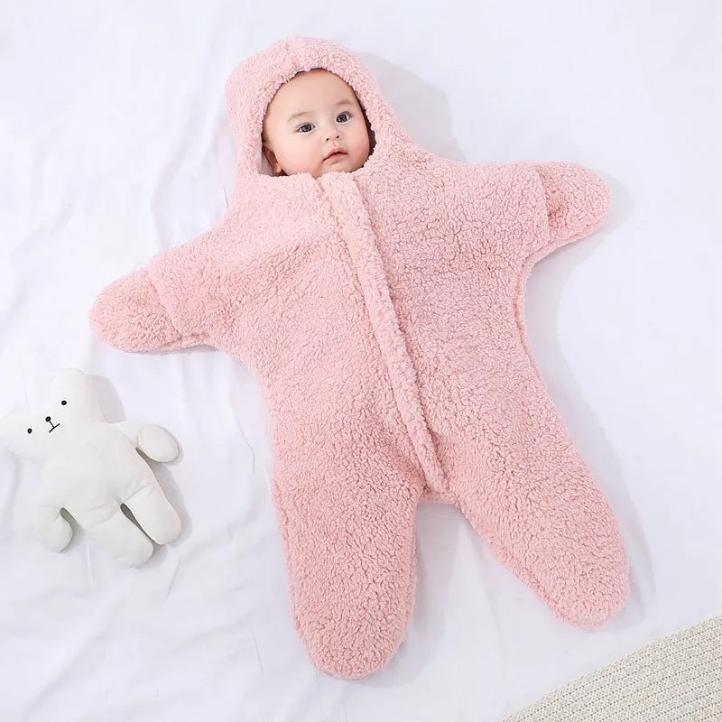 Starfish lamb velvet pattern baby sleeping bag with hood and zipper for newborns