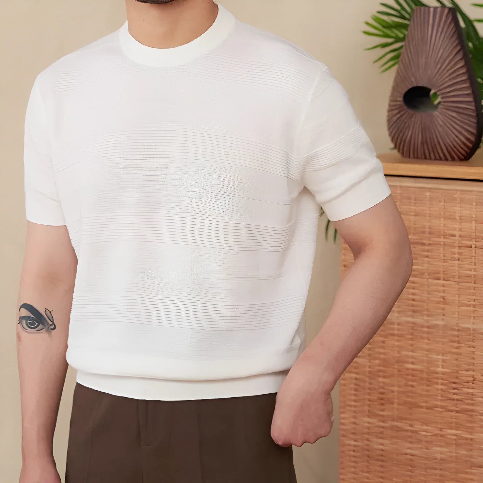Retro style pure cotton short sleeve t-shirt in off-white and royal blue colours on a size chart.