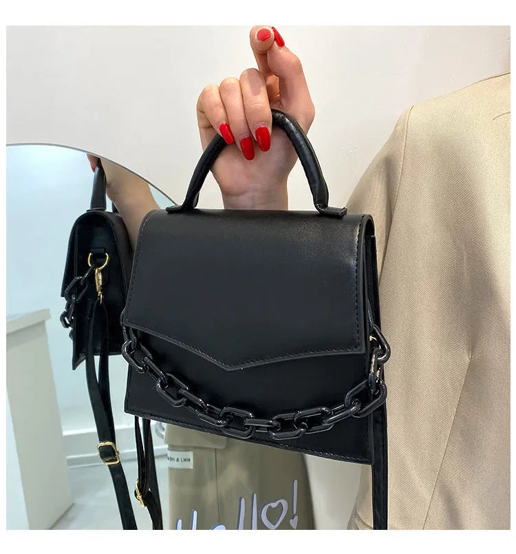Women's PU one-shoulder crossbody bag, horizontal square shape, 18cm top width, seven colours including black and red