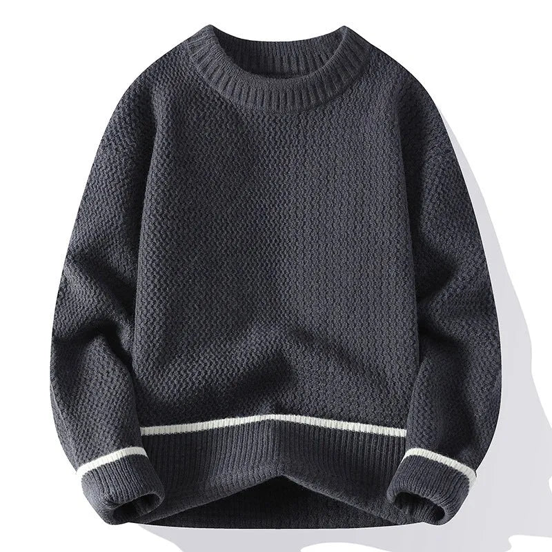 Grey loose fit men's long sleeve pullover sweater for casual autumn wear