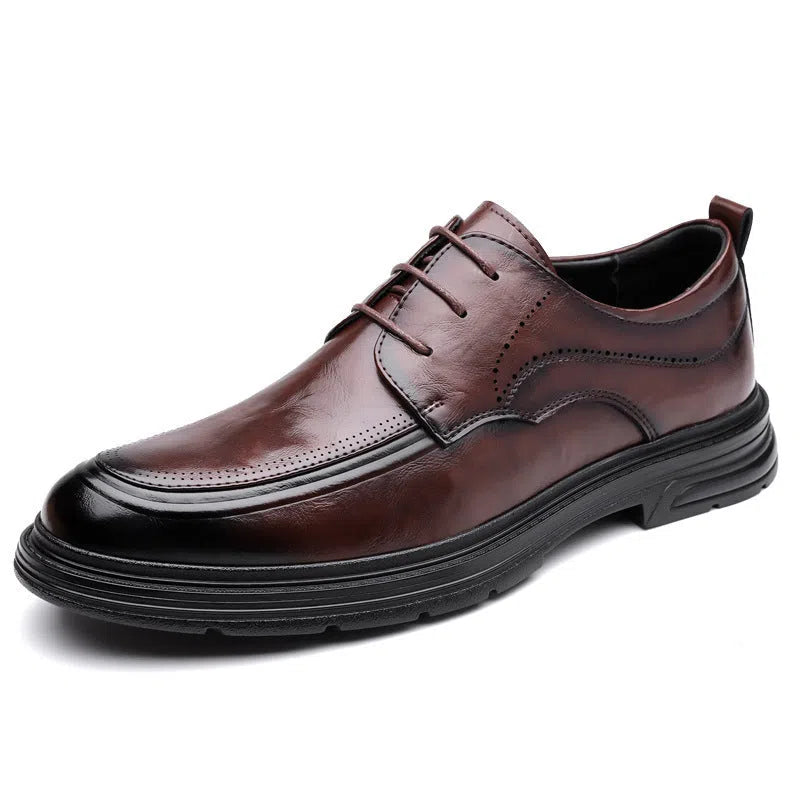 Men's brown business formal lace-up leather shoes with cowhide upper and rubber sole, round toe, low top