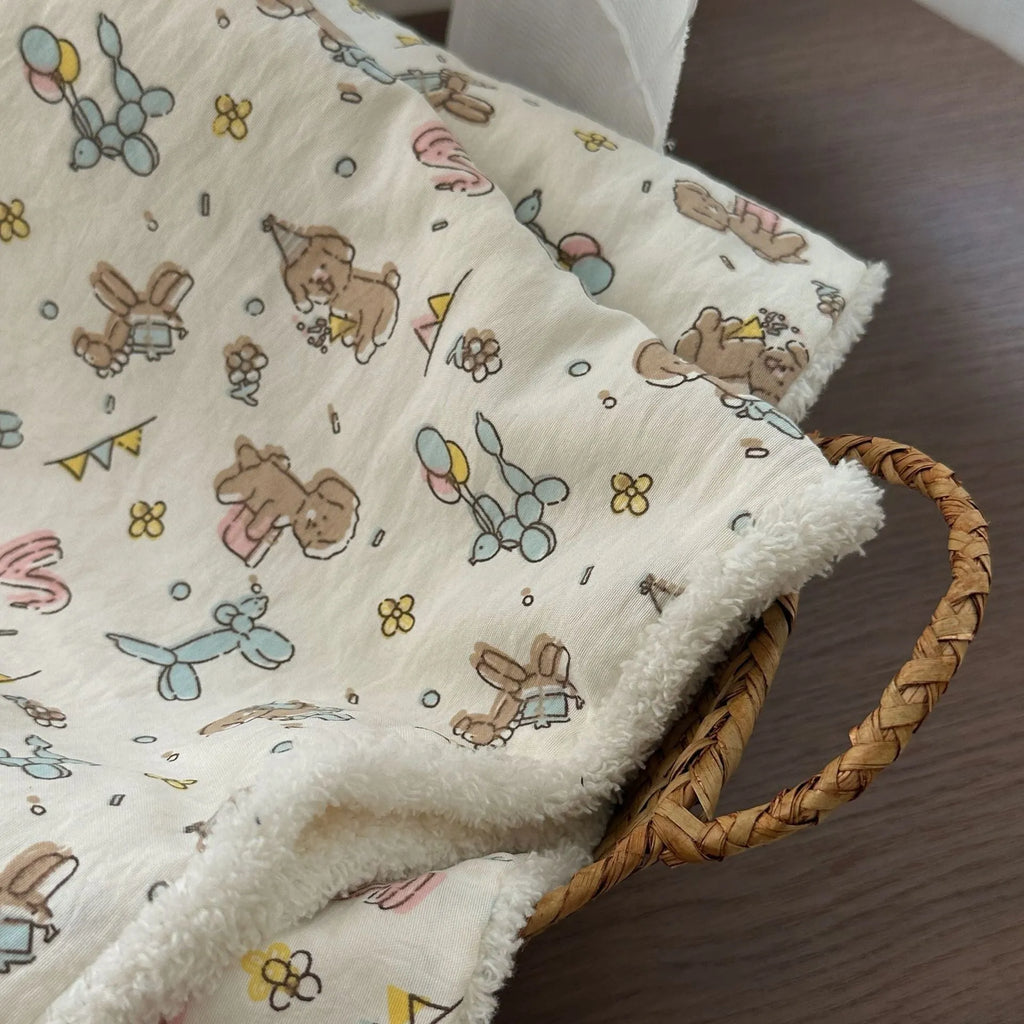 Cloth cat bed set with pillow and two quilts in different sizes for feline sleeping
