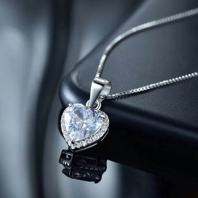 S925 silver heart-shaped zircon and diamond full diamond necklace with box chain for women