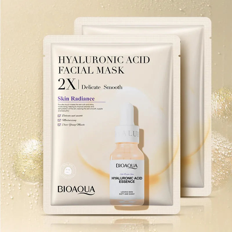 Set of collagen, hyaluronic acid, vitamin C and Centella Asiatica gel face sheet masks in 30g sachets.
