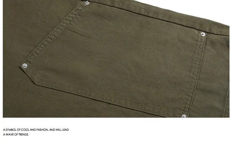 Women's cropped wide-leg shorts in apricot colour with workwear styling and micro-elastic fabric