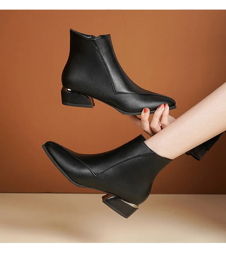 Women's chunky heel Martin boots in black with side zipper and leather stitching, mid heel 3-5CM, rubber sole