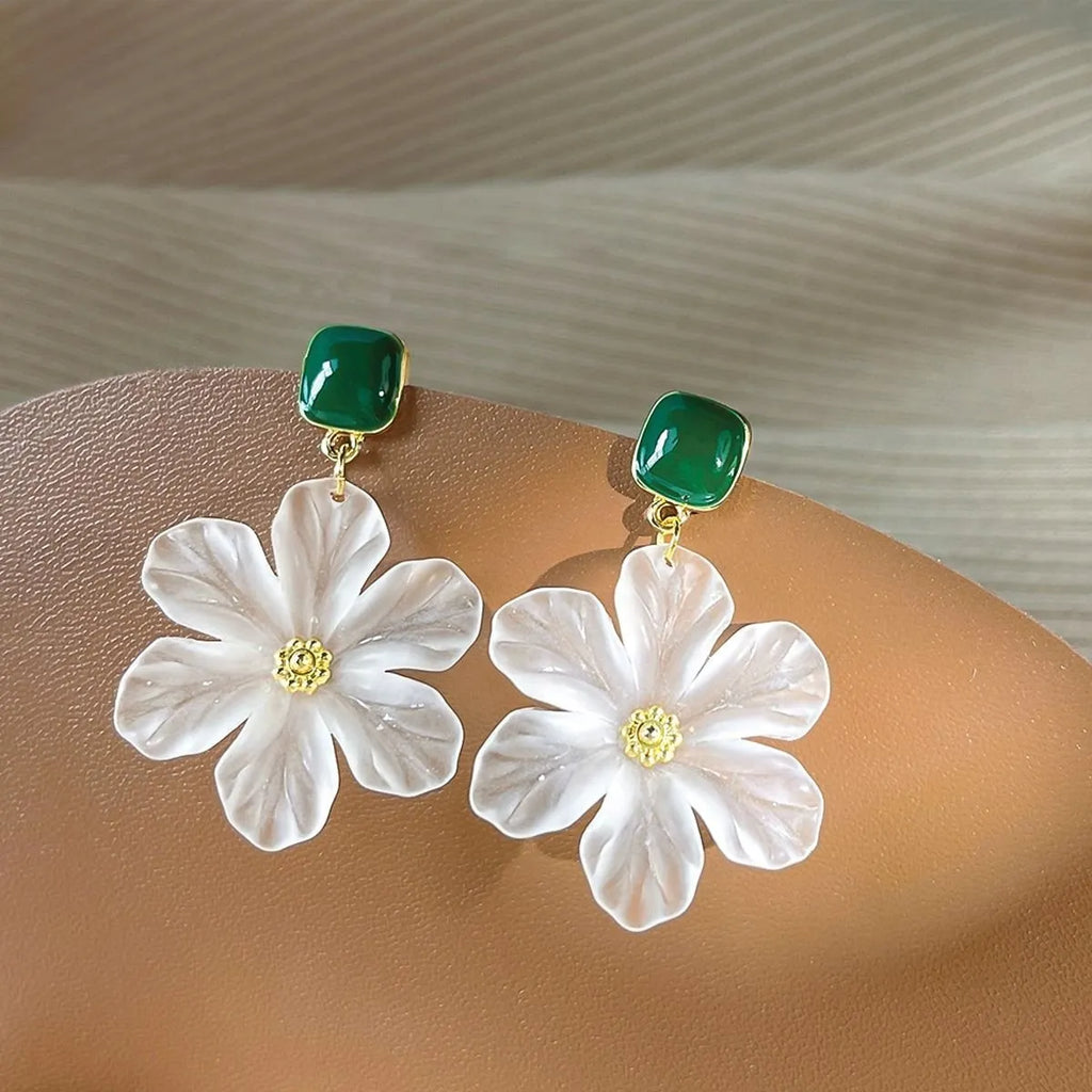 Dark green alloy stud earrings with needle flowers design for women