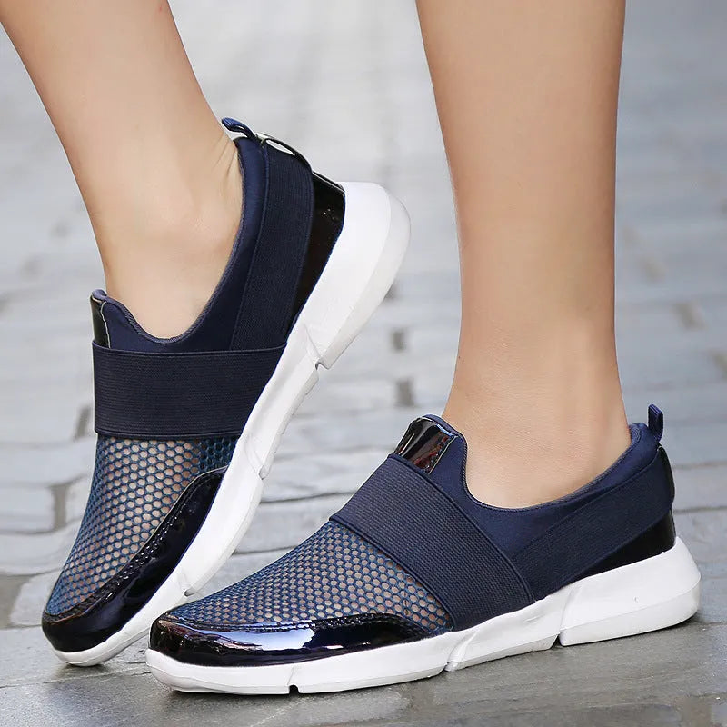 Women's low-top casual sneakers in blue with breathable mesh and PU midsole.