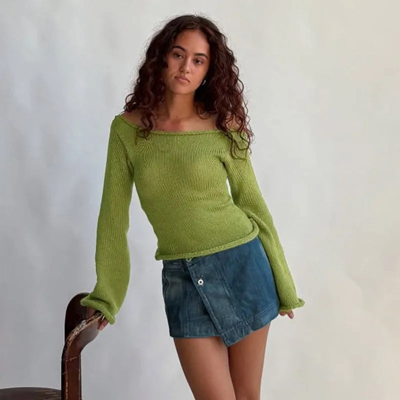New solid colour slim-fit bell sleeve t-shirt with boat neck in burgundy, front view on model