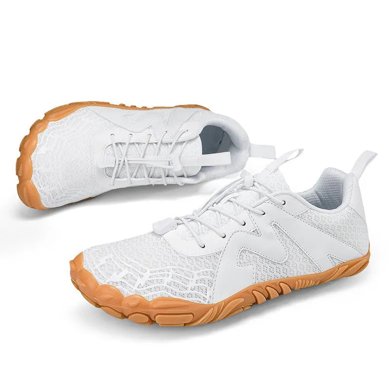 A pair of unisex sports climbing shoes with a Flyknit lining and rubber sole.