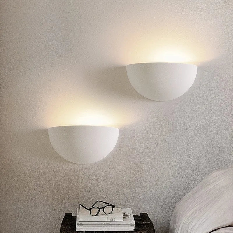 Bedside wall lamp in gypsum aluminium with E27 13W source, switch control, and 3000K or 4000K light colour
