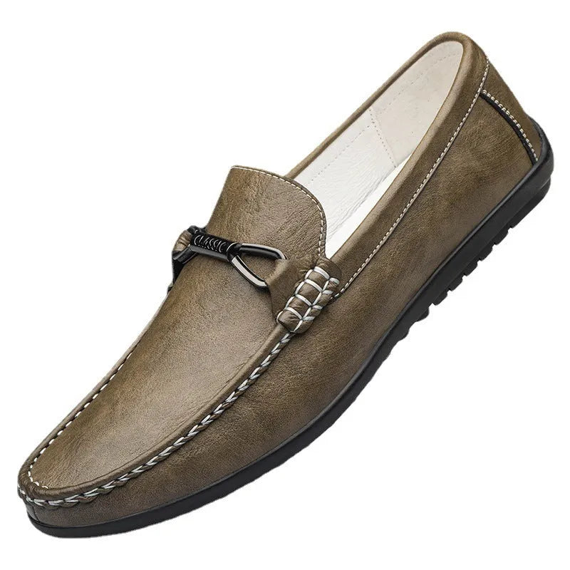 Breathable two-layer cowhide slip-on casual shoes with rubber sole, round toe, and sewing thread details