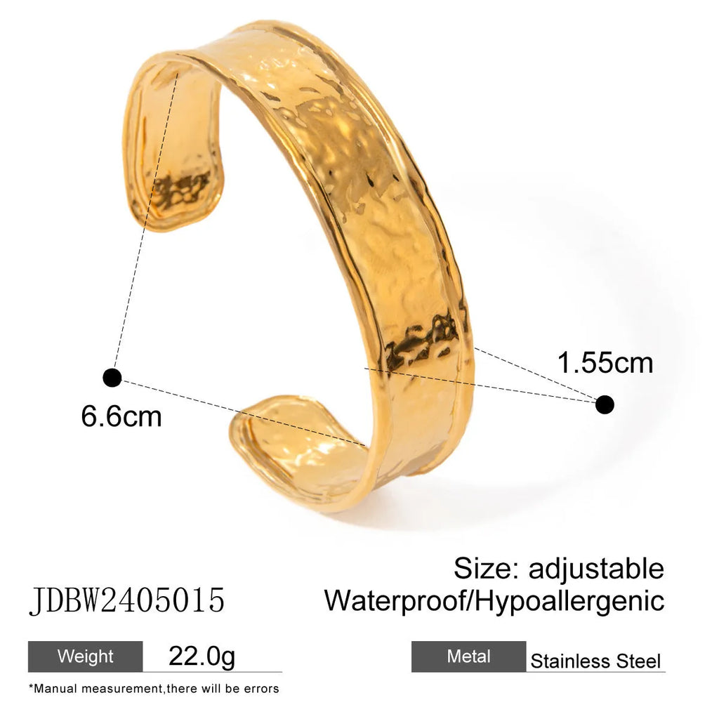 Stainless steel wings ring with adjustable opening design in electroplated colour finish