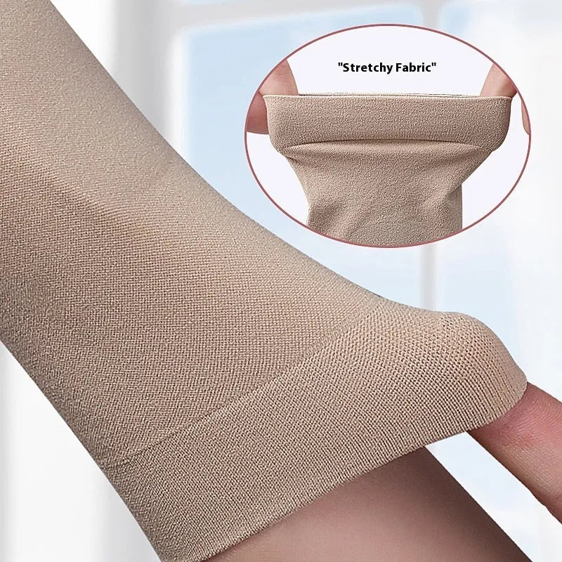 Soft wear-resistant sports fitness wristband in skin colour for wrist support during running and cycling