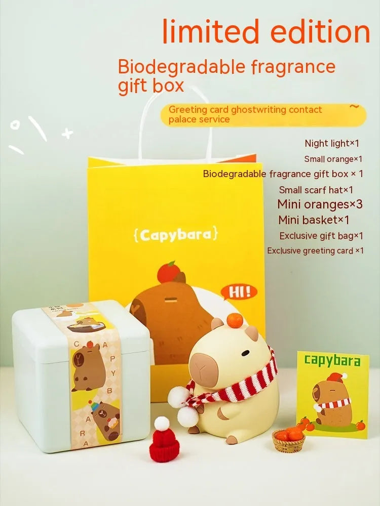 Capybara-shaped silicone night lamp with USB charging port and compact dimensions