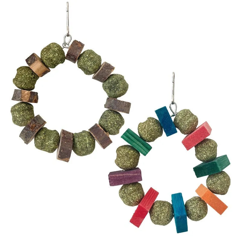 Small pet chew toy set with straw ball ring and applewood ring for hamsters, rabbits and guinea pigs
